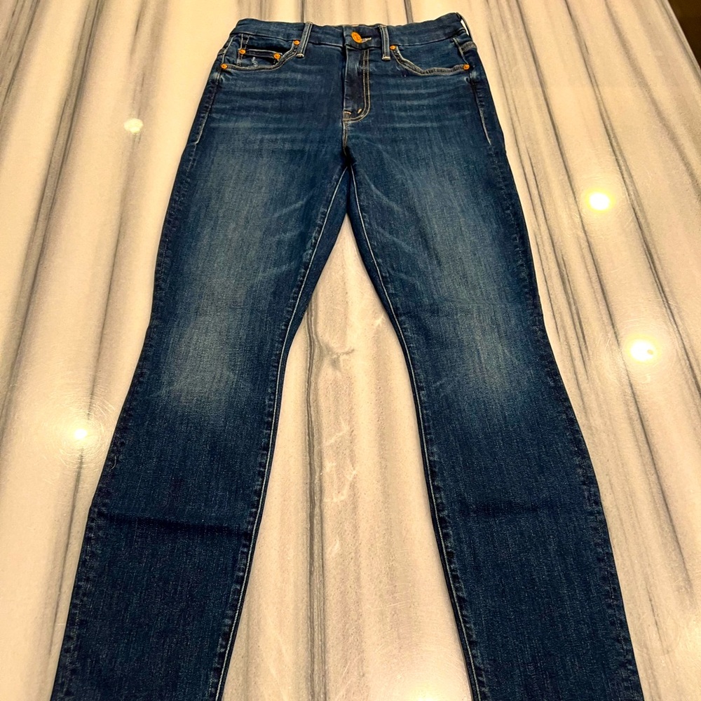 MOTHER The High Waisted Looker Skinny Jeans in Teaming Up, size 25